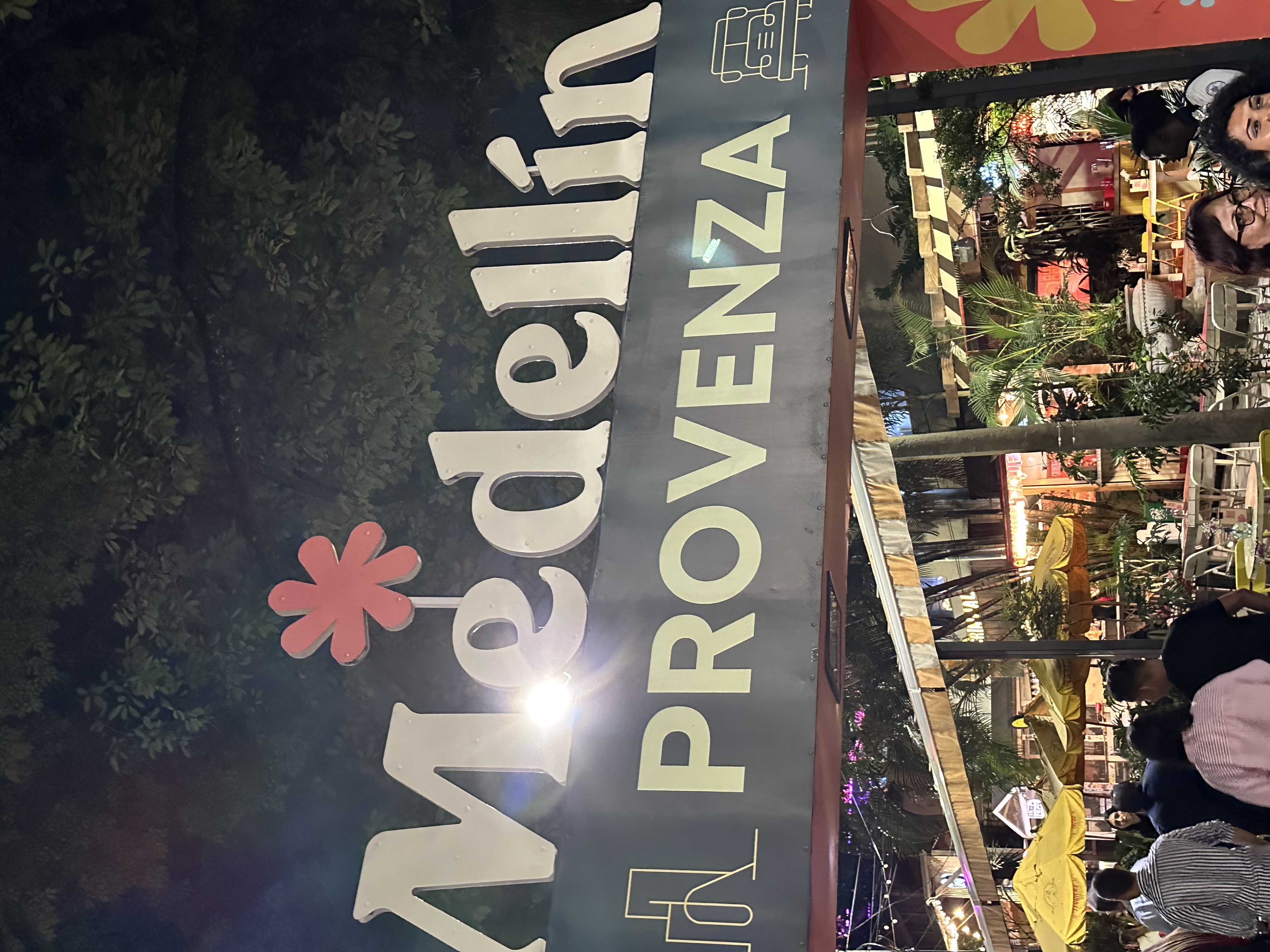 Medellín Provenza evening celebration